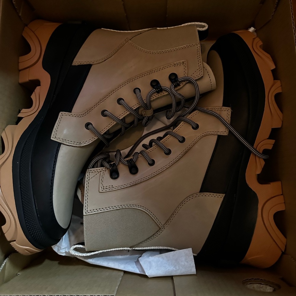 NIB Sorel BREX BOOT LACEUP Waterproof boots: Sandy Tan, Black